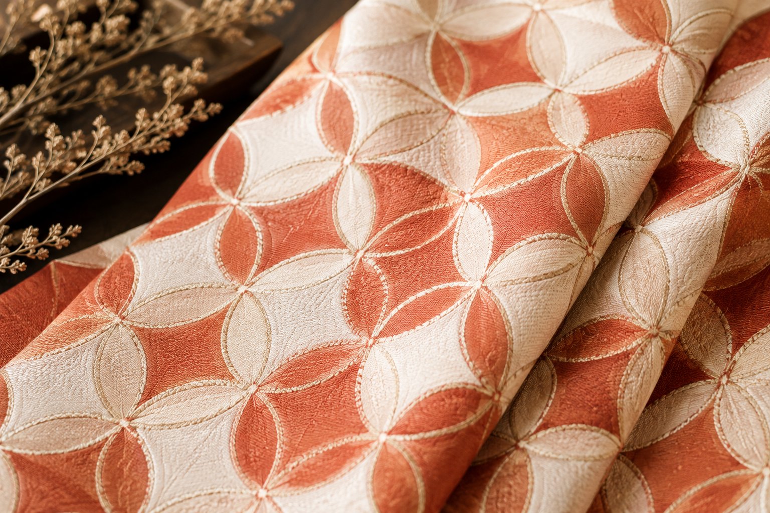 Close-up of shippou interlocking circle pattern on kimono fabric